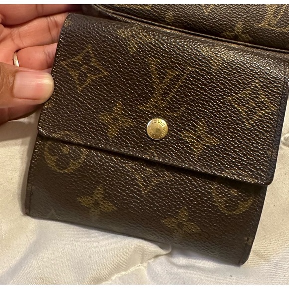 Louis Vuitton Handbags - Louis Vuitton wallet!